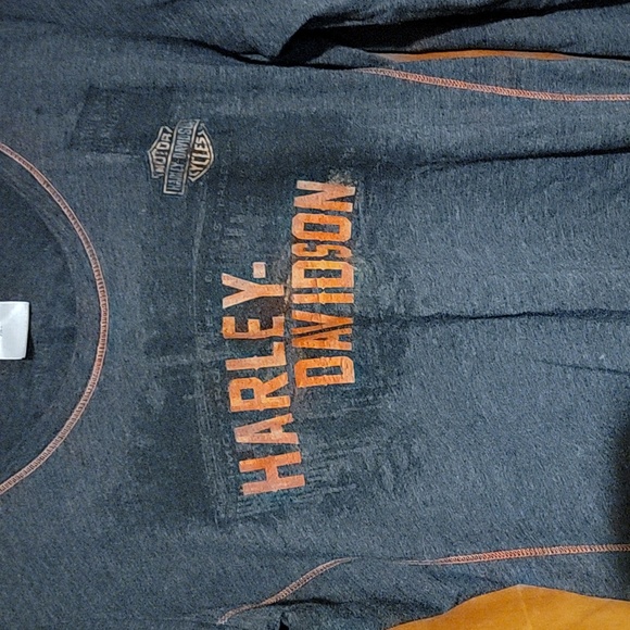 Harley Davidson women's large long sleeve shirt - Picture 2 of 3